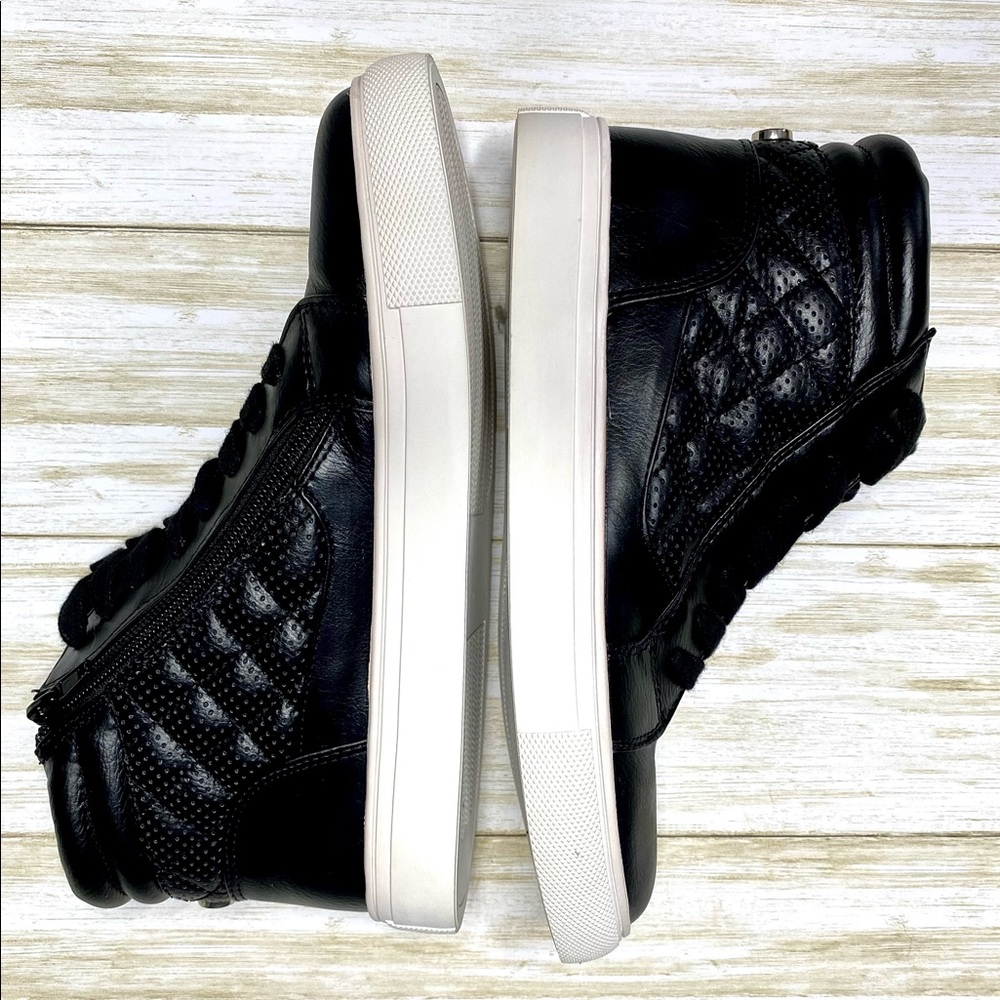 Steve Madden Demorah High-Top Sneaker